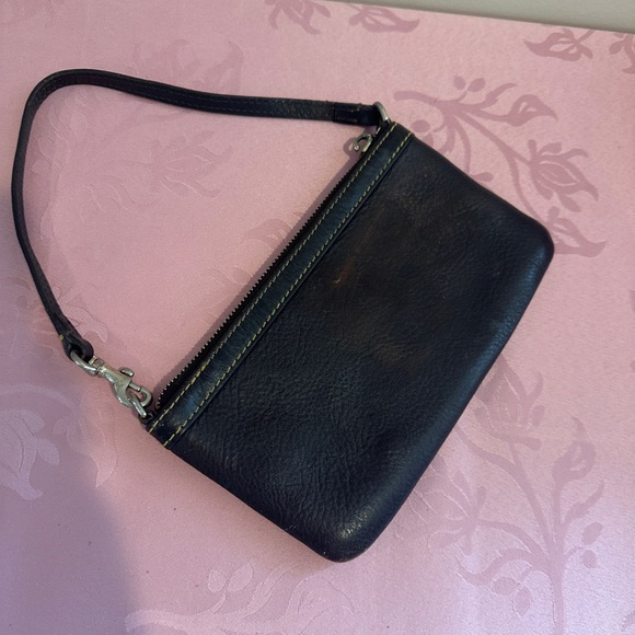 Dooney and Bourke brown leather wristlet - Picture 9 of 9